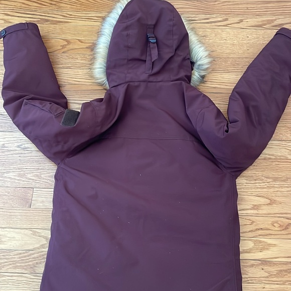 NEW | J.Crew Nordic Parka Burgundy Maroon Dark Wine Mens XS fits Women S AD603 - Picture 4 of 12
